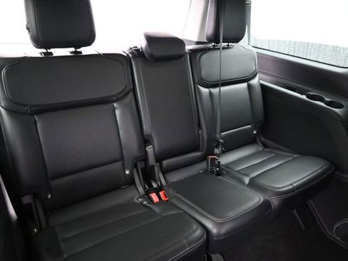 Used 2025 Ford Expedition Max Platinum AWD/4WD image 11