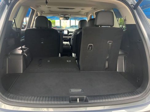 Used 2025 Kia Telluride S image 36