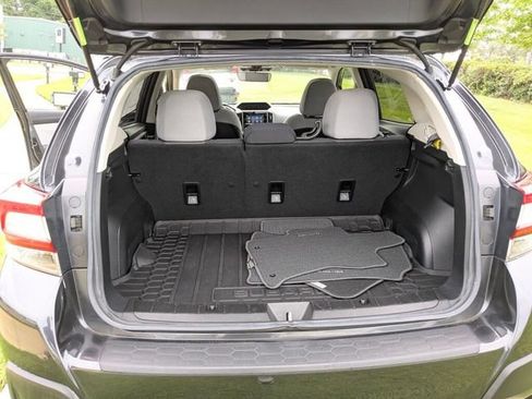 Used 2019 Subaru Crosstrek 2.0i Premium w/ Moonroof Package AWD/4WD image 34