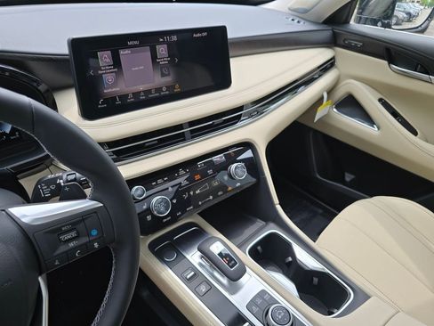 Used 2025 INFINITI QX60 Sensory w/ Vision Package image 34