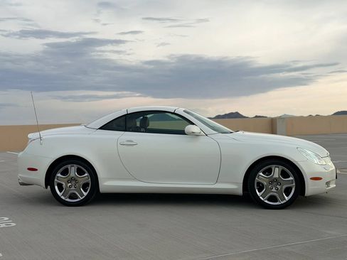 Used 2003 Lexus SC 430 Convertible RWD image 7