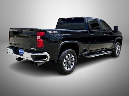 Used 2024 Chevrolet Silverado 2500 LT AWD/4WD image 5