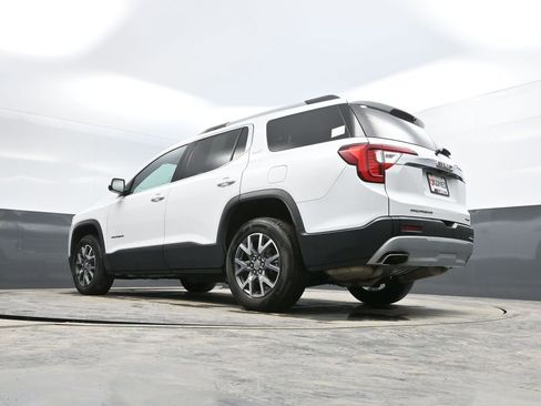 Used 2023 GMC Acadia SLT image 31