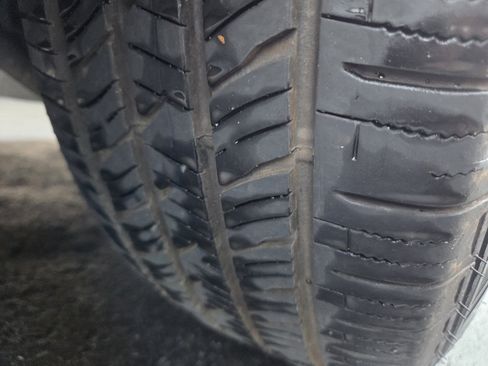 Used 2019 Dodge Durango SXT image 39