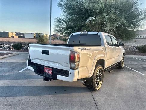 Used 2023 Toyota Tacoma TRD Sport image 5