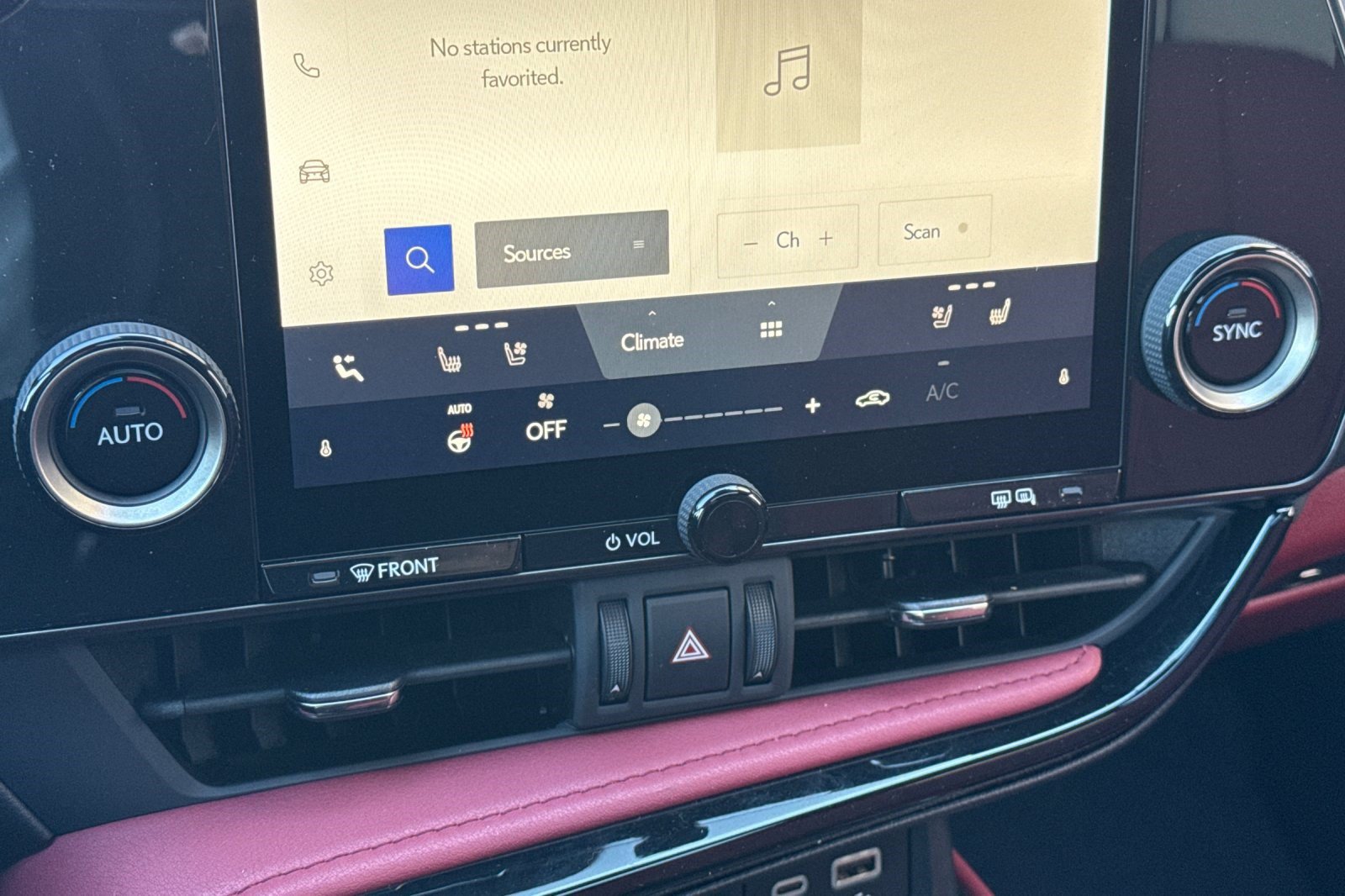 Used 2025 Lexus NX 250 AWD w/ Accessory Package (Z2) image 20