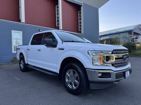 Used 2018 Ford F150 XLT w/ Equipment Group 302A Luxury AWD/4WD image 7