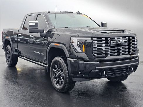 Used 2025 GMC Sierra 2500 Denali Ultimate image 7