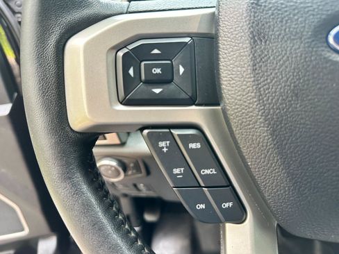 Used 2021 Ford F250 Lariat w/ Lariat Ultimate Package AWD/4WD image 34