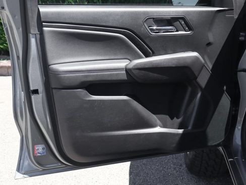 Used 2023 GMC Canyon Elevation w/ Elevation Premium Package RWD image 18