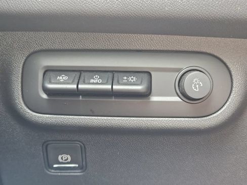 Used 2024 GMC Terrain AT4 w/ Tech Package AWD/4WD image 22