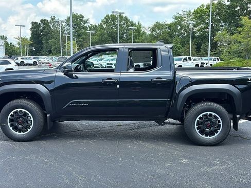 New 2026 Toyota Tacoma TRD Off-Road AWD/4WD image 3