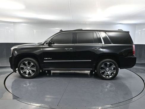 Used 2017 GMC Yukon Denali image 9