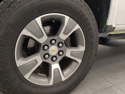 Used 2015 Chevrolet Colorado Z71 RWD image 31