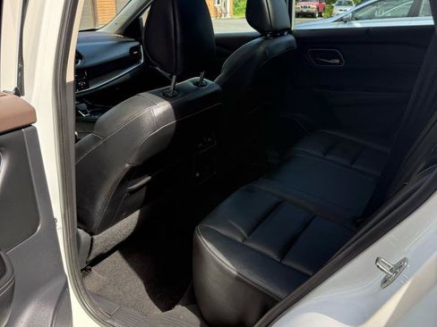 Used 2021 Nissan Rogue SL w/ Premium Package AWD/4WD image 14