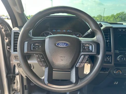 Used 2019 Ford F250 XLT w/ XLT Premium Package AWD/4WD image 24