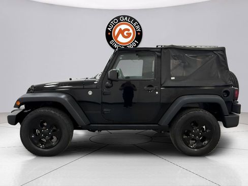 Used 2016 Jeep Wrangler Sport image 4