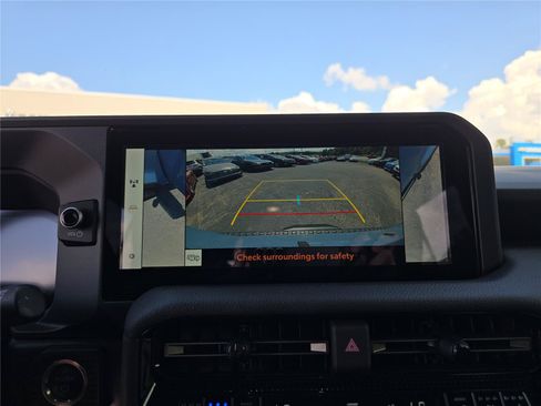 Used 2025 Toyota Land Cruiser AWD/4WD image 27