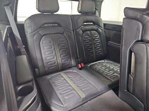 Used 2023 Rivian R1S Adventure AWD/4WD image 25