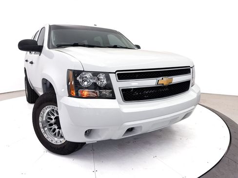 Used 2012 Chevrolet Tahoe 4WD w/ Skid Plate Package image 5