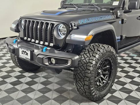 Used 2022 Jeep Wrangler Unlimited Rubicon 4xe w/ Cold Weather Group AWD/4WD image 10