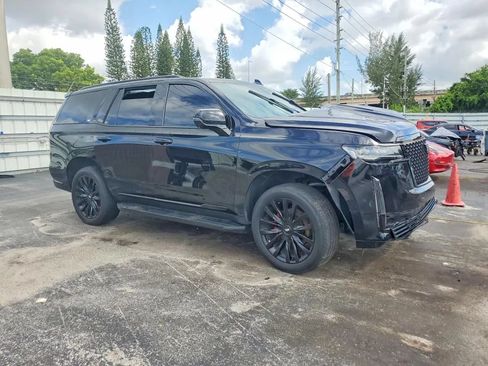 Used 2023 Cadillac Escalade Luxury RWD image 1