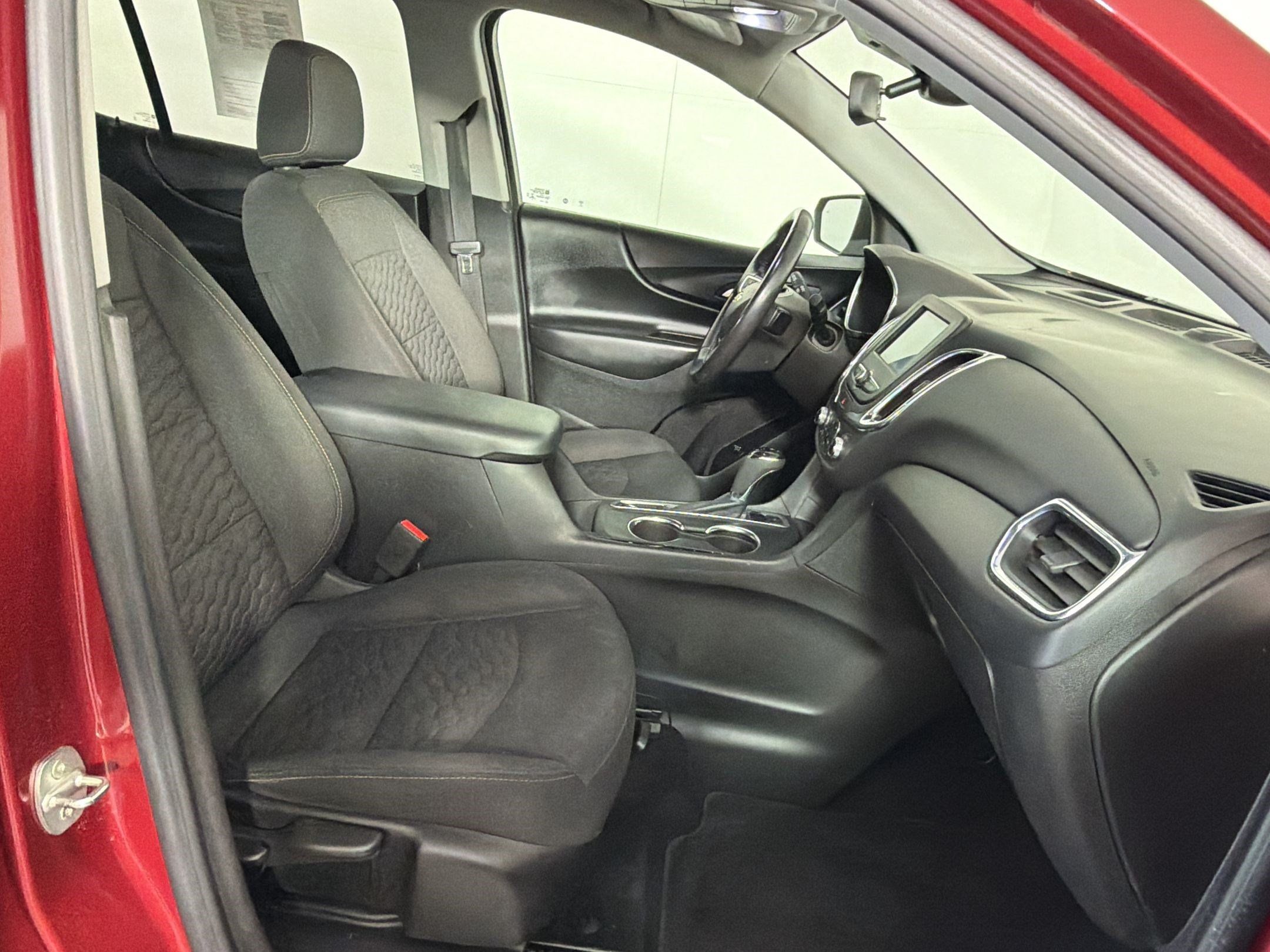 Used 2021 Chevrolet Equinox LT AWD/4WD image 22