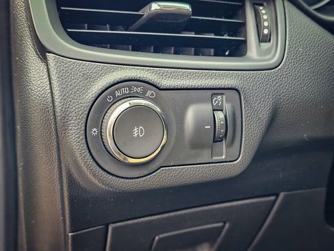 Used 2020 Buick Envision Premium image 16