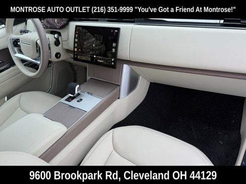 New 2026 Land Rover Range Rover SE AWD/4WD image 17