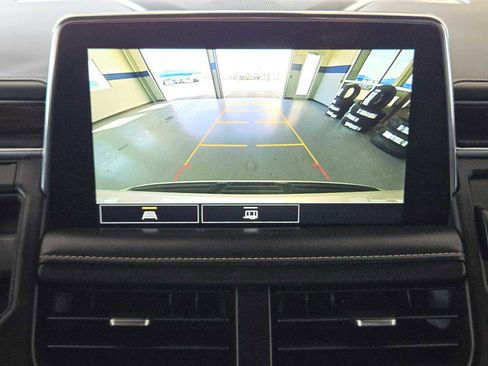 Used 2021 Chevrolet Tahoe Premier image 18