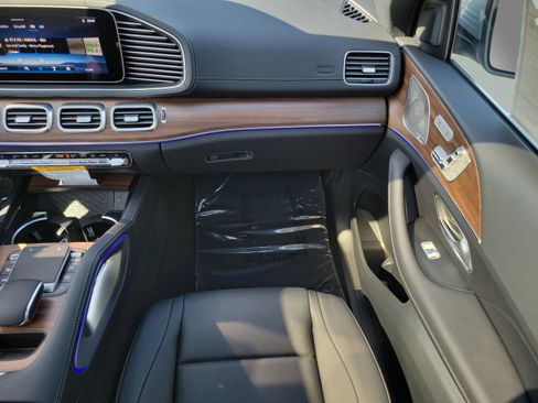Used 2026 Mercedes-Benz GLE 450 4MATIC Coupe image 14