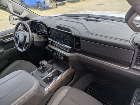 Used 2025 Chevrolet Silverado 1500 LT w/ Z71 Off-Road Package image 27