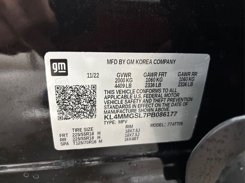 Used 2023 Buick Encore GX Essence w/ Experience Buick Package image 17