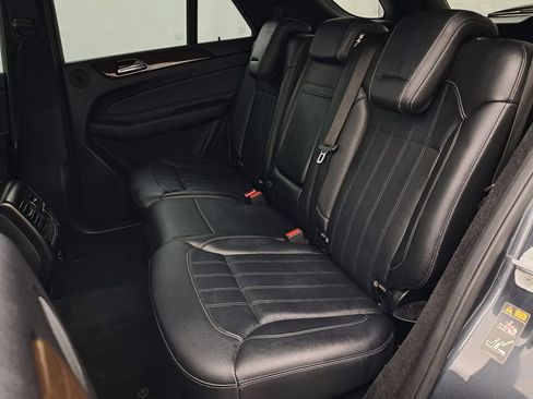 Used 2016 Mercedes-Benz GLE 350 4MATIC SUV Premium image 31