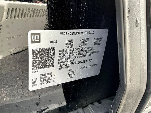 Used 2025 Cadillac Escalade V w/ LPO, ONYX Package image 36