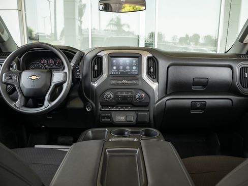Used 2023 Chevrolet Silverado 1500 Custom image 23