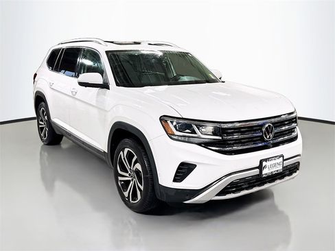 Used 2021 Volkswagen Atlas SEL Premium image 3