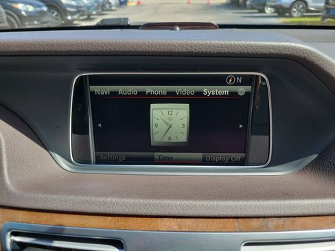 Used 2014 Mercedes-Benz E 350 Sedan image 33