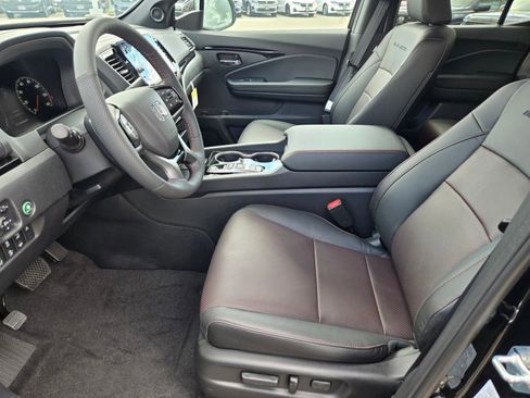 New 2026 Honda Ridgeline Black Edition image 6