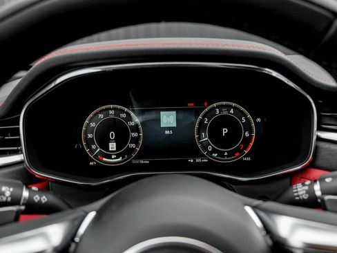 New 2026 Jaguar F-PACE R-Dynamic S image 12