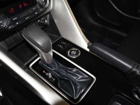 Used 2023 Mitsubishi Eclipse Cross LE image 29