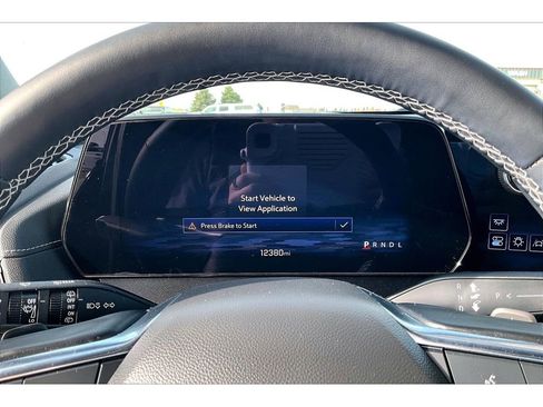 Used 2024 Chevrolet Traverse Z71 w/ LPO, Floor Liner Package image 13