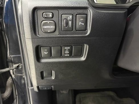 Used 2015 Toyota 4Runner Limited AWD/4WD image 10