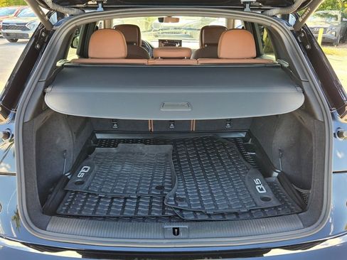 Used 2023 Audi Q5 2.0T Premium w/ Convenience Package image 13