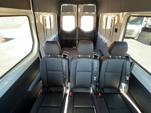 New 2026 Mercedes-Benz Sprinter 2500 image 23