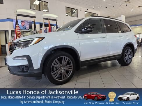 Used 2022 Honda Pilot Sport image 1