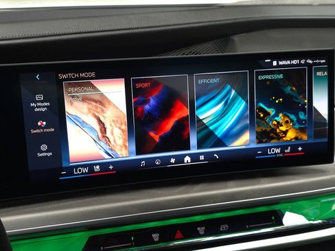 Used 2023 BMW 740i image 58