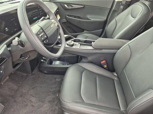 New 2026 Kia EV6 Wind AWD/4WD image 10