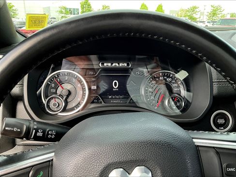 Used 2022 RAM 1500 Laramie w/ Sport Appearance Package AWD/4WD image 14