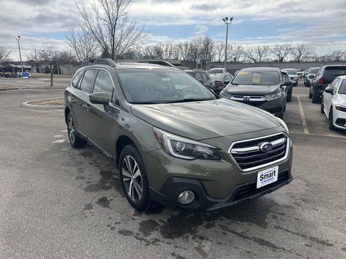 Used 2019 Subaru Outback 2.5i Limited image 2